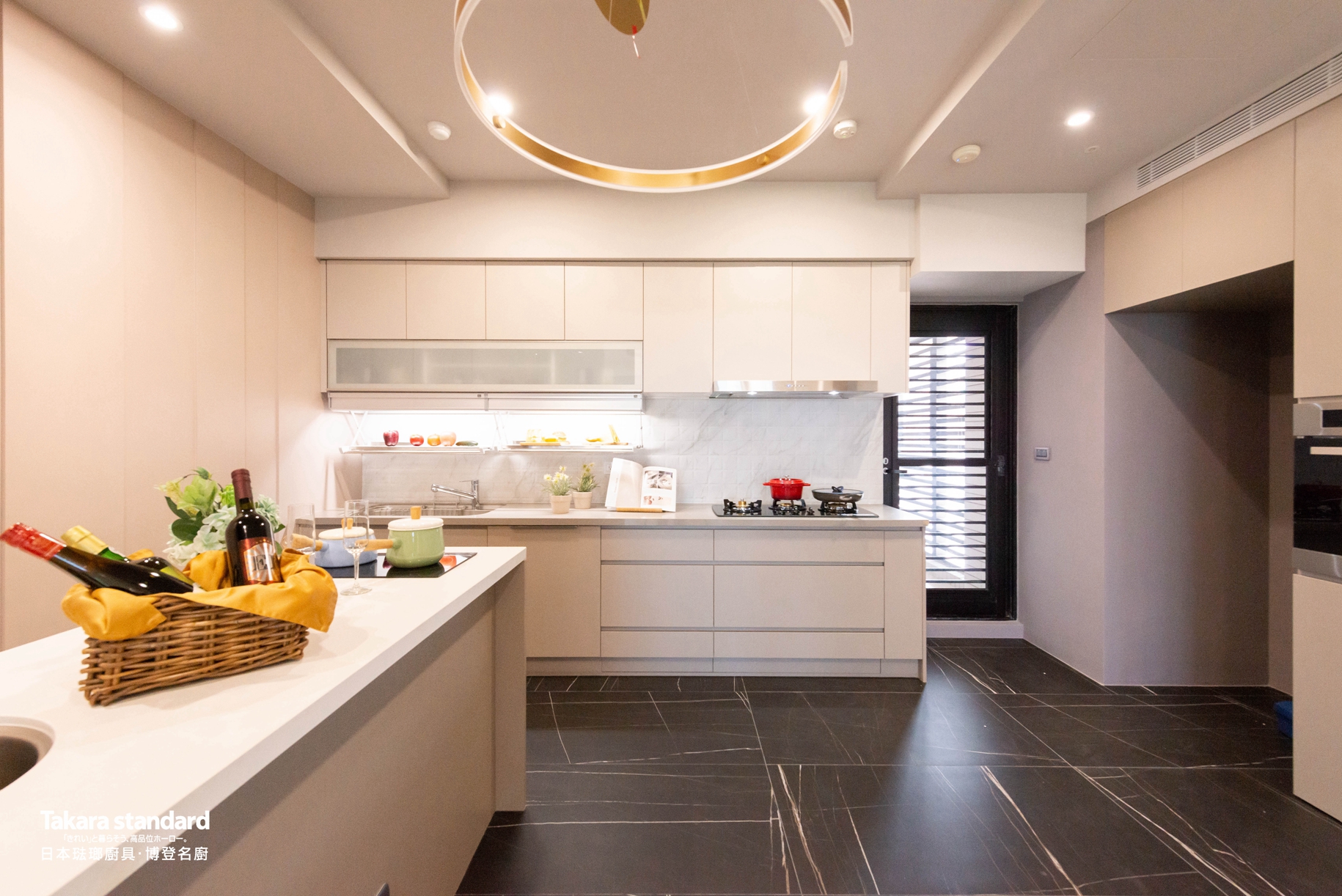 系統櫃高雄廚具-提升居家生活品味的高雅廚房